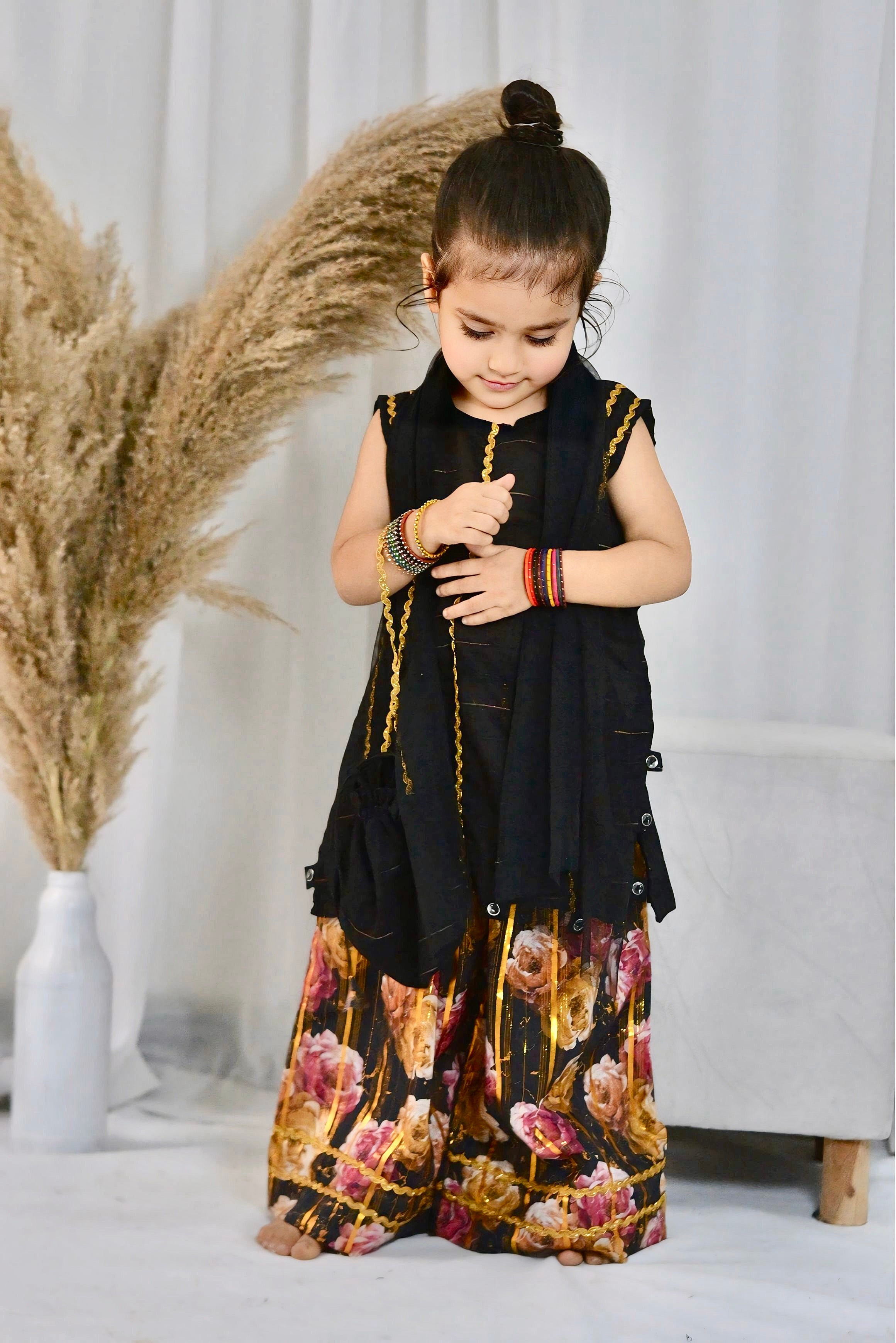 Girls 4 Pc Lawn Suit – Midnight Gardening